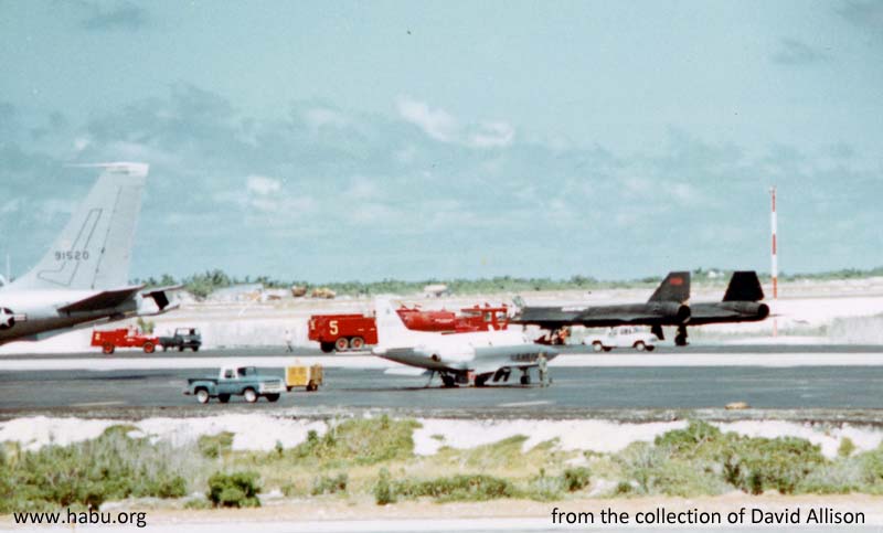 60-6932 diverted to Wake Island - from the collection of David Allison